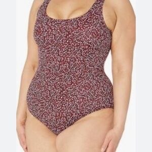 Plus-Size Scoop Neck One-Piece Swimsuit leopard